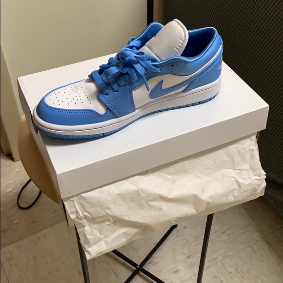 Air Jordan 1 Low UNC (SOLD) - Picture 2 of 8
